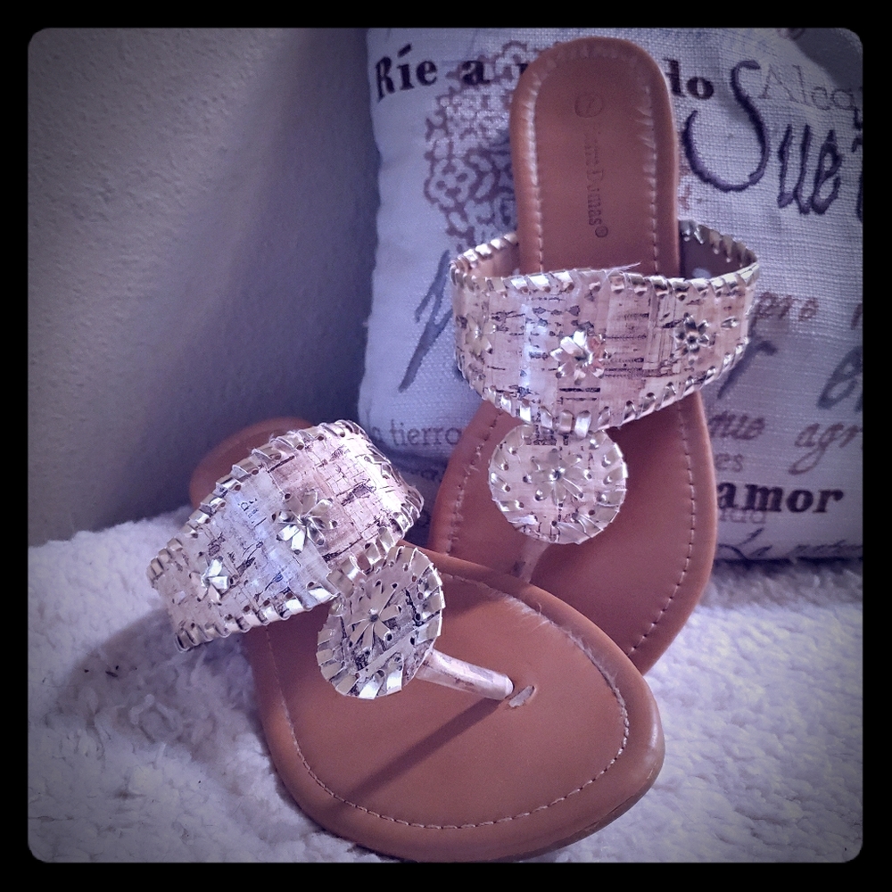 Pierre Dumas gold boho slide sandal sz 6.5